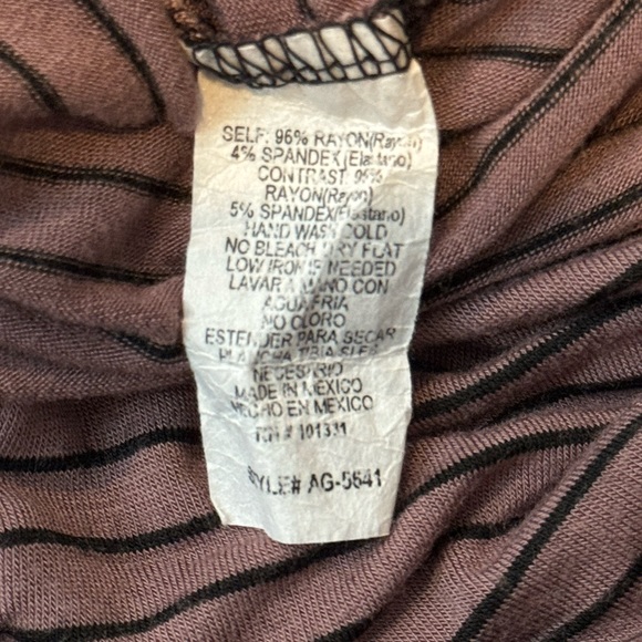 Charlotte Russe Black/Light Brown Striped V Neck Tee - Picture 7 of 7